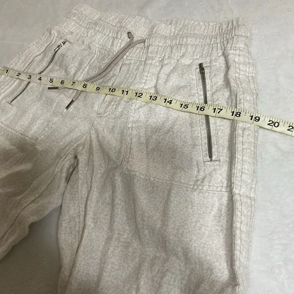 Athleta Gray Joggers with Elastic Waistband - Picture 11 of 14